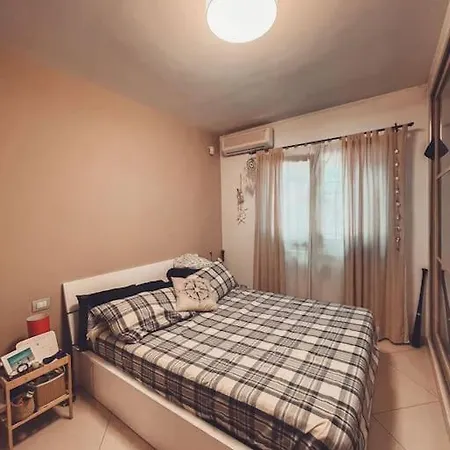 Incantevole Con Patio Apartman *